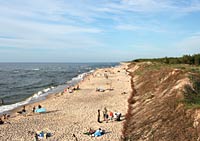 Łazy nad morzem i jeziorem Jamno - plaża w Łazach